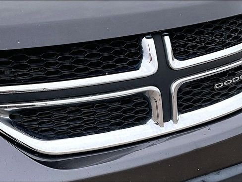 Used 2018 Dodge Journey SXT w/ Connectivity Group image 33