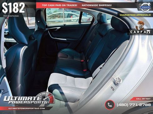 Used 2018 Volvo S60 T5 Inscription Platinum w/ Climate Package image 16