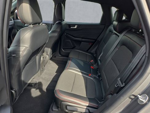 Certified 2023 Ford Escape ST-Line w/ Tech Pack #1 image 23