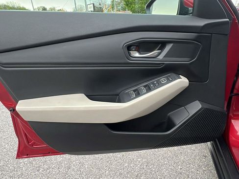 Certified 2024 Honda Accord EX image 21