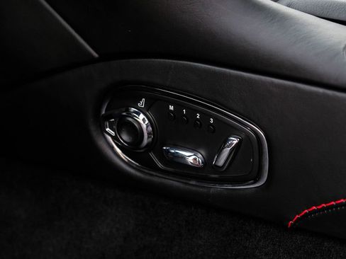 Used 2020 Aston Martin DB11 Coupe RWD image 25