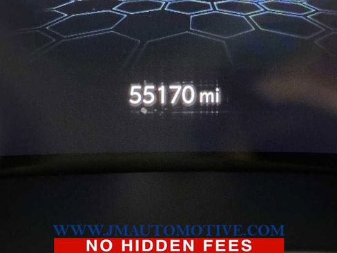 Used 2024 Jeep Compass Latitude image 21