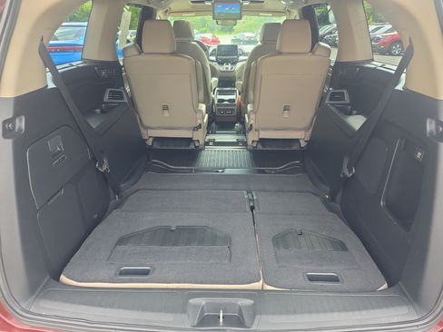 Used 2018 Honda Odyssey Touring image 19