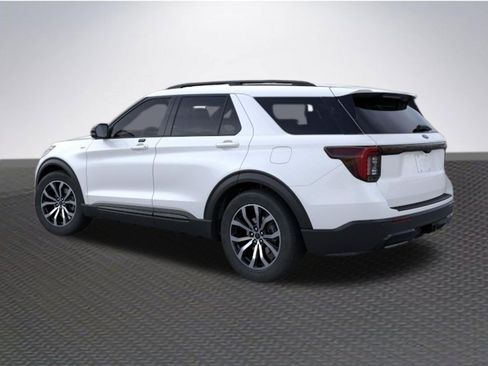 New 2026 Ford Explorer ST-Line w/ Premium Package RWD image 4