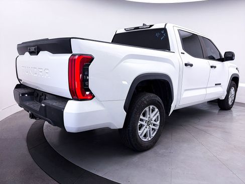 Used 2025 Toyota Tundra SR5 AWD/4WD image 14