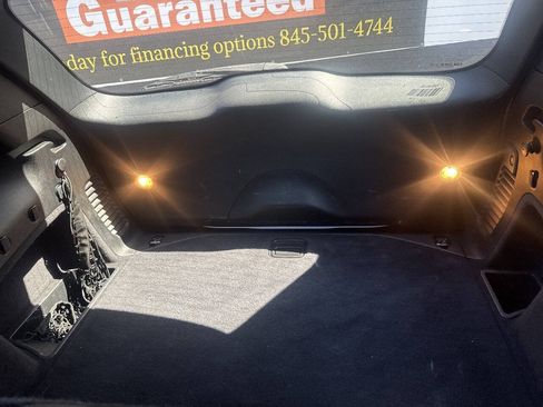Used 2018 Jeep Grand Cherokee Laredo AWD/4WD image 13