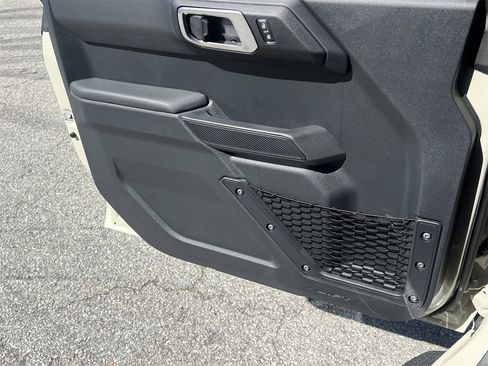 New 2025 Ford Bronco Big Bend w/ Black Diamond Package image 20