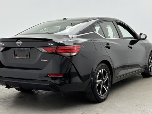 Used 2024 Nissan Sentra SV image 7