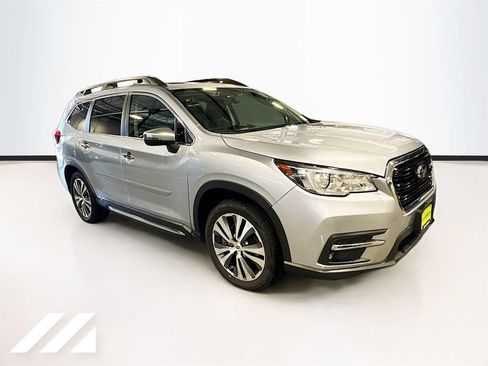 Used 2022 Subaru Ascent Touring AWD/4WD image 3