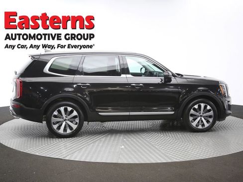 Used 2022 Kia Telluride S AWD/4WD image 46