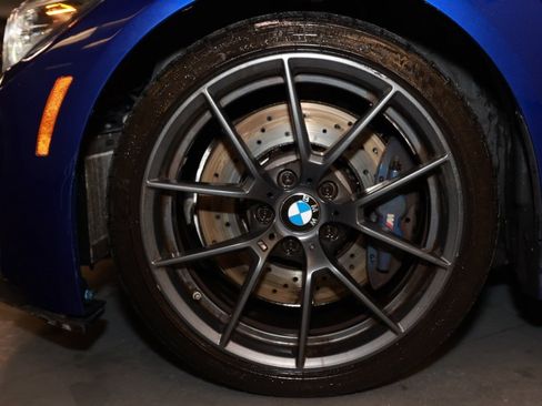 Used 2019 BMW M4 CS w/ Executive Package image 23