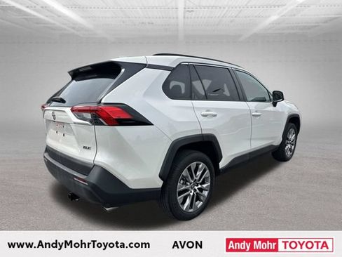 Used 2022 Toyota RAV4 XLE Premium FWD image 8