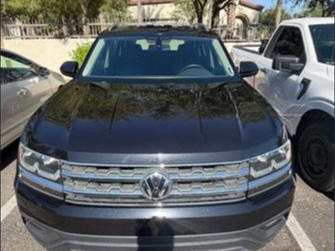 Used 2018 Volkswagen Atlas SE FWD image 2