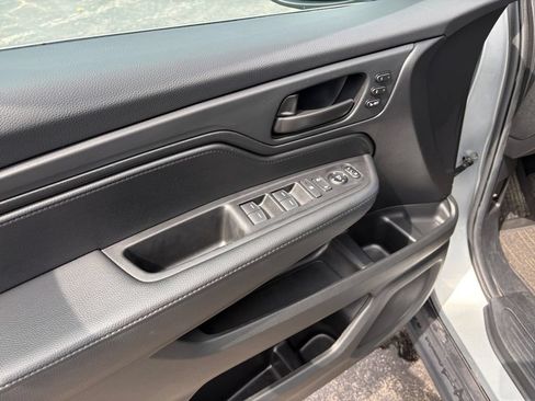 Certified 2025 Honda Odyssey EX-L image 21