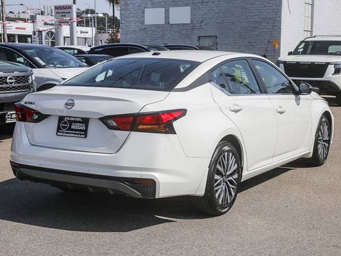 New 2026 Nissan Altima 2.5 SV FWD image 8