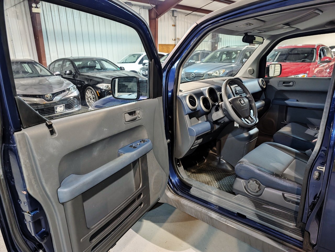 Used 2003 Honda Element EX image 12