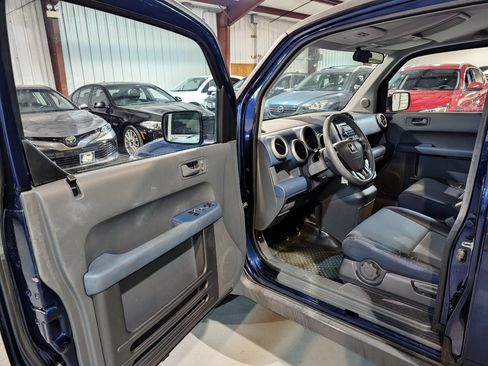 Used 2003 Honda Element EX image 12