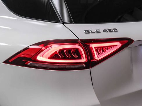 Certified 2022 Mercedes-Benz GLE 450 4MATIC image 7