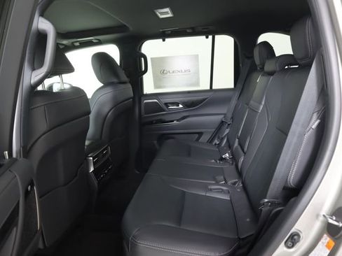 New 2026 Lexus LX 700h Luxury image 15