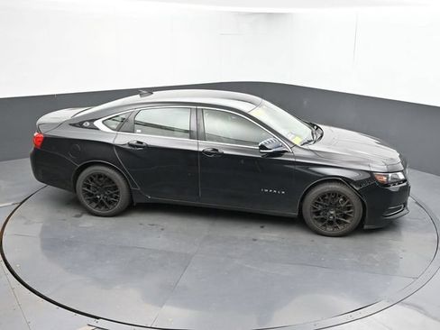 Used 2015 Chevrolet Impala LT FWD image 14