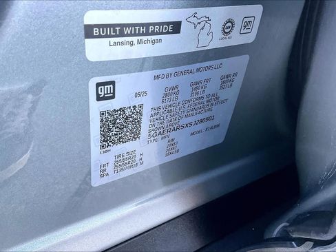 Used 2025 Buick Enclave Preferred image 32