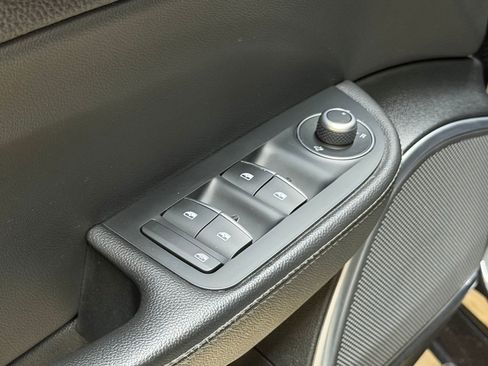 Used 2019 Alfa Romeo Giulia w/ Nero Edizione RWD image 43