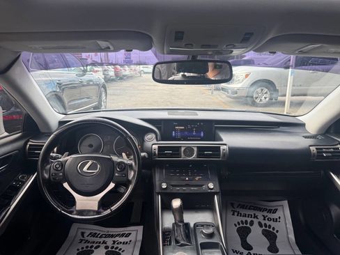 Used 2015 Lexus IS 250 RWD image 12