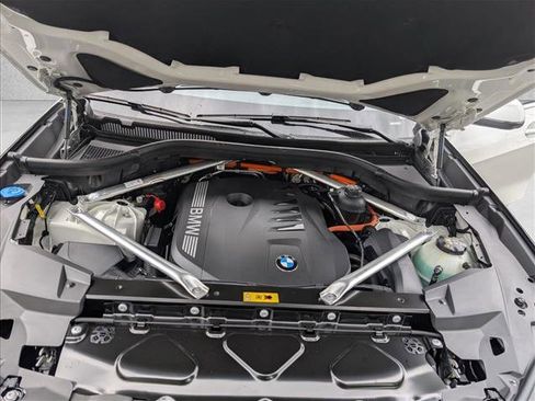 New 2026 BMW X5 xDrive50e image 19