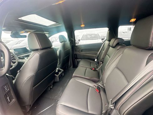 New 2026 Honda Odyssey Sport-L image 5
