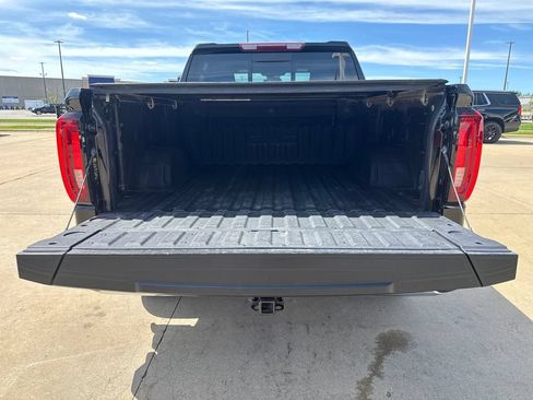 Used 2024 GMC Sierra 1500 SLT w/ SLT Premium Plus Package AWD/4WD image 5