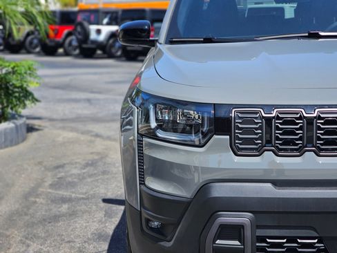 New 2026 Jeep Cherokee Laredo AWD/4WD image 2