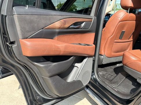 Used 2016 Cadillac Escalade Premium AWD/4WD image 54