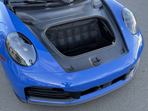 Certified 2025 Porsche 911 Carrera image 31