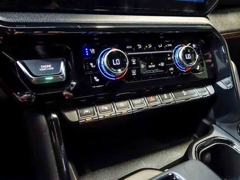 Certified 2024 GMC Sierra 1500 AT4 w/ Technology Package AWD/4WD image 24