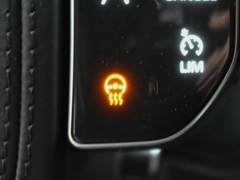 Used 2022 Land Rover Range Rover Sport HSE Silver Edition image 16