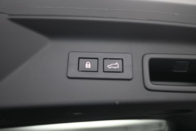 Used 2025 Subaru Forester Touring w/ Touring Package AWD/4WD image 35