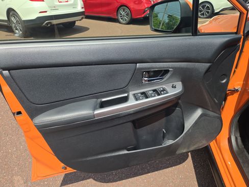 Used 2015 Subaru Crosstrek 2.0i Premium w/ Popular Package #1 AWD/4WD image 14