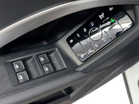 New 2025 Audi Q5 Premium Plus image 13