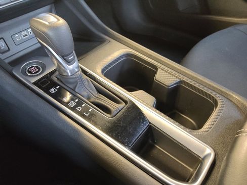 Used 2024 Nissan Sentra SV FWD image 26