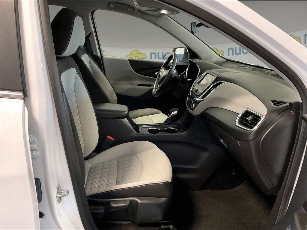 Used 2024 Chevrolet Equinox LT AWD/4WD image 11