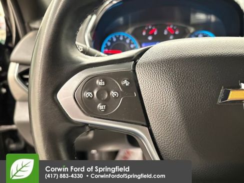 Used 2023 Chevrolet Traverse LT image 34