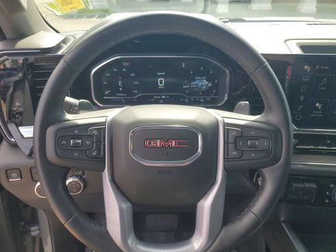 Used 2024 GMC Sierra 1500 SLT w/ SLT Convenience Package AWD/4WD image 11