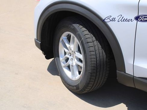 New 2026 Ford Explorer Active RWD image 5