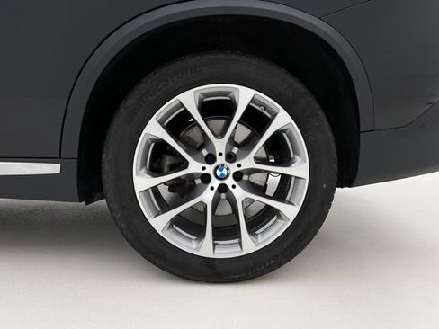 Used 2026 BMW X5 xDrive40i w/ Premium Package AWD/4WD image 30