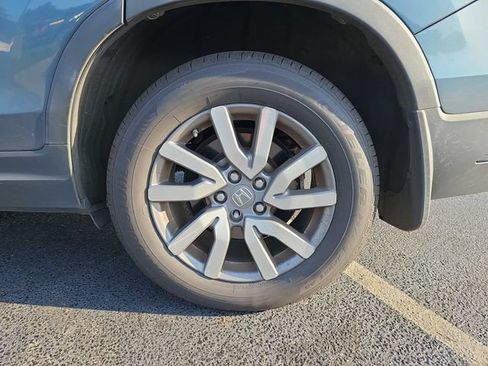 Used 2019 Honda Pilot EX image 9