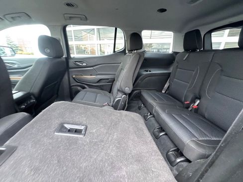 Used 2023 GMC Acadia SLE w/ LPO, Floor Liner Package image 29