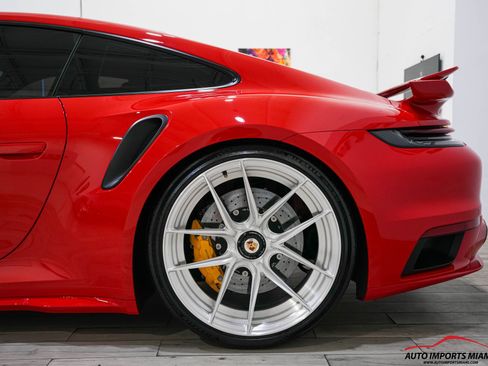 Used 2021 Porsche 911 Turbo S image 15