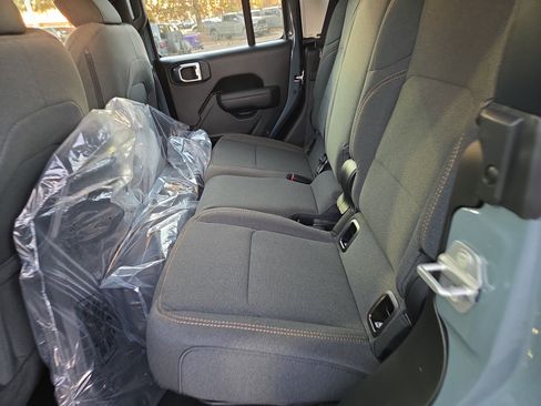 New 2026 Jeep Gladiator Sport image 6