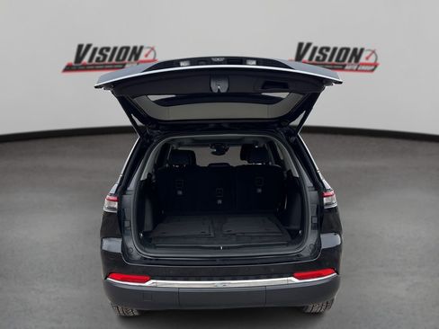 Used 2024 Jeep Grand Cherokee Limited 4xe image 11