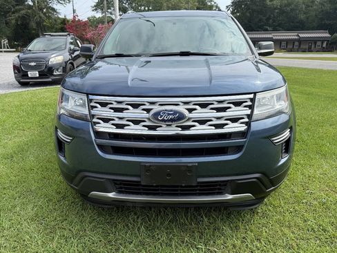 Used 2019 Ford Explorer XLT w/ Class III Trailer Tow Package FWD image 3